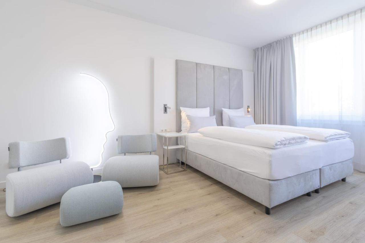 Zzzpace Smart-Hotel Bielefeld Zentrum Zewnętrze zdjęcie